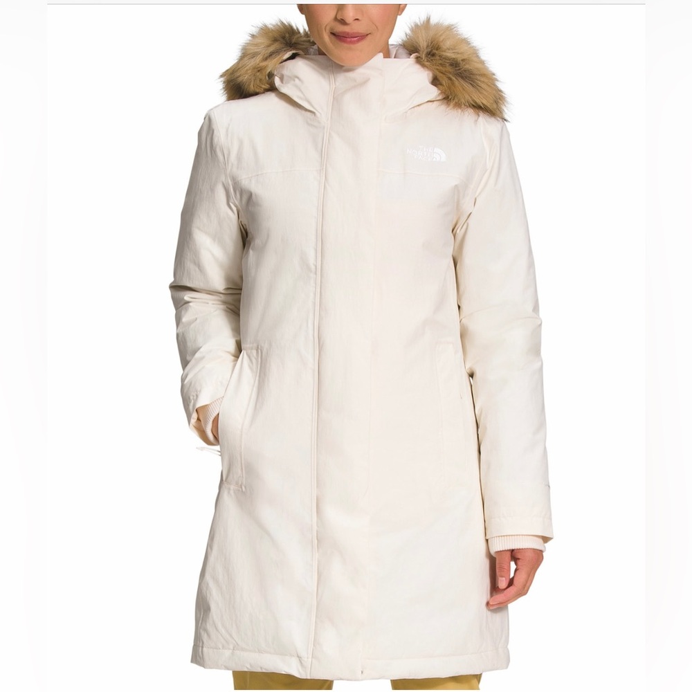 The North Face
Women's Arctic Hooded Faux-Fur-Trim
Parka